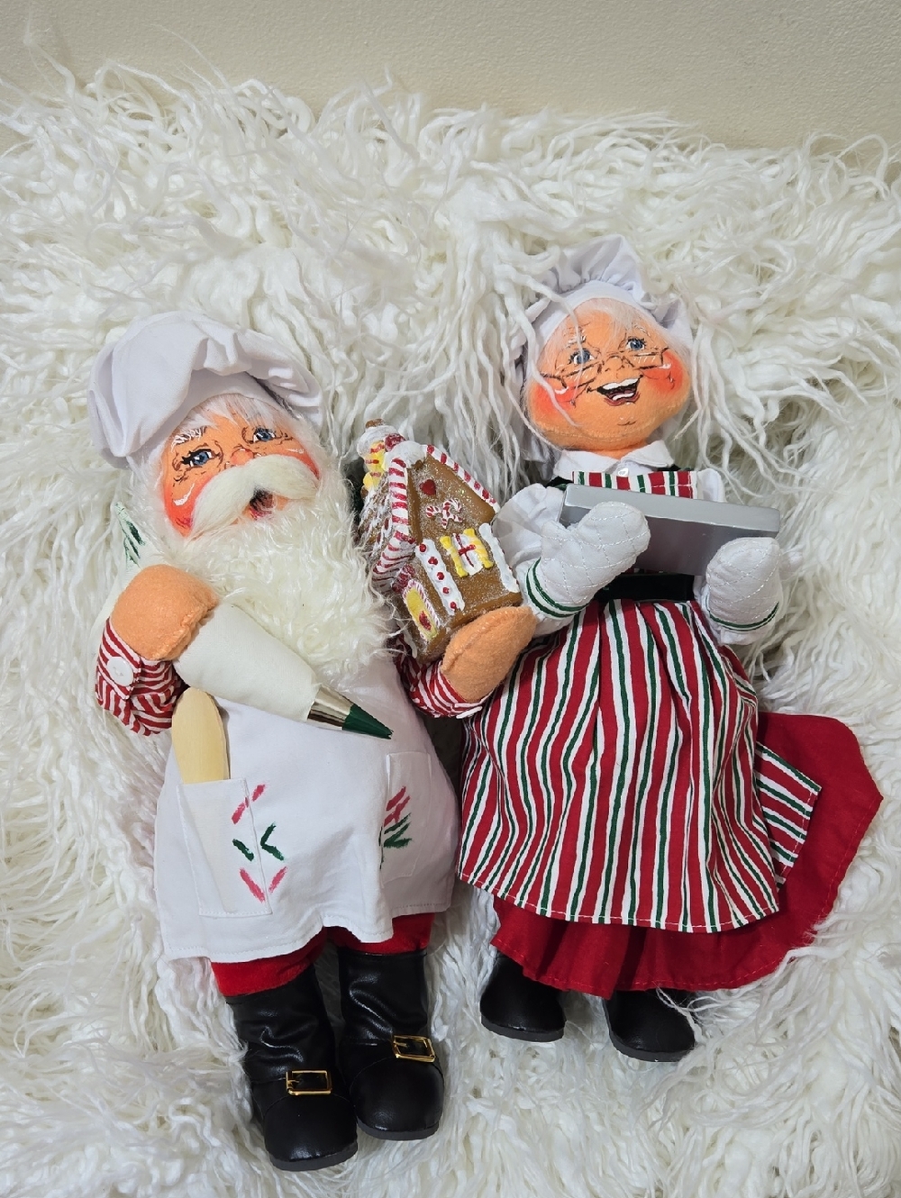 Annalee Vintage 2004 Chef Santa and Mrs. Claus